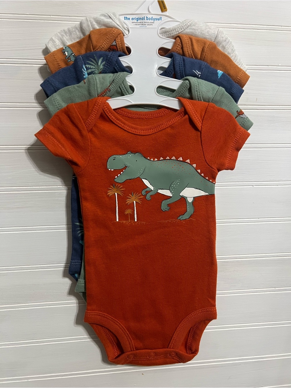 Carter's 5 Pack of Dinosaur-Themed Shortsleeved Onesies Size Newborn (0m)
